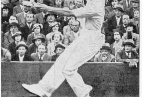 Fred Perry at the French Open in 1935
